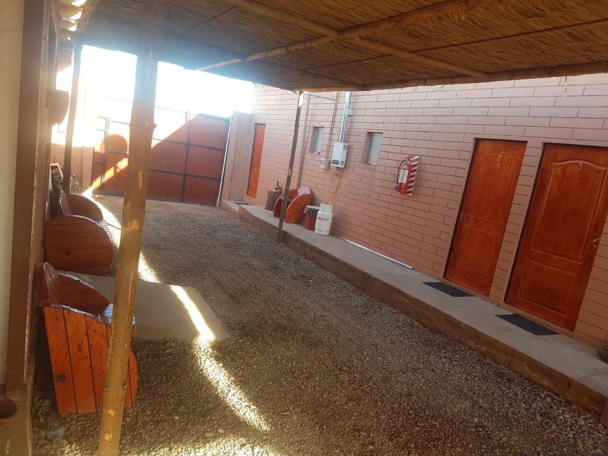 הוסטל סן פדרו דה אטקאמה Hostal Nuevo Sol Y Viento מראה חיצוני תמונה