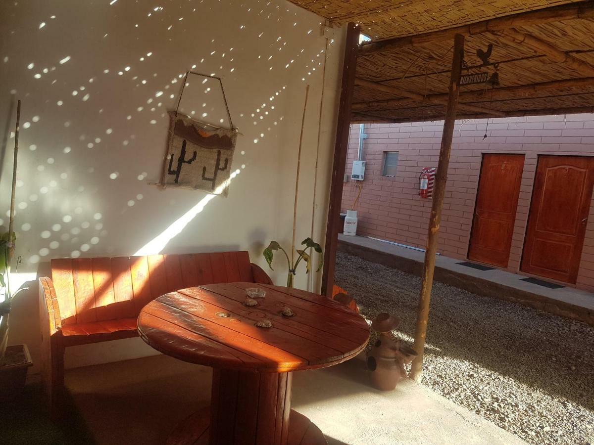 הוסטל סן פדרו דה אטקאמה Hostal Nuevo Sol Y Viento מראה חיצוני תמונה